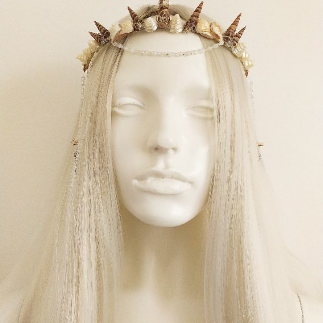 Čelenka z mušliček